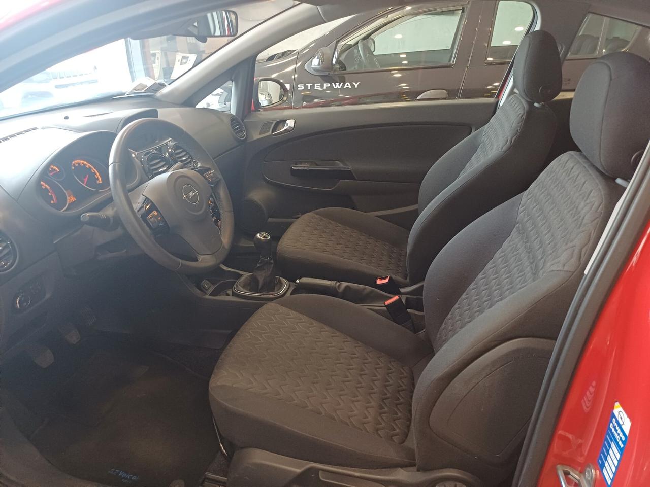 Opel Corsa 1.2 85CV 3 porte GPL-TECH Edition adatta a neopatentati