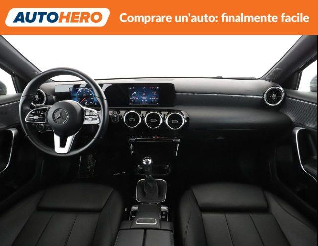 MERCEDES-BENZ A 180 d Sport