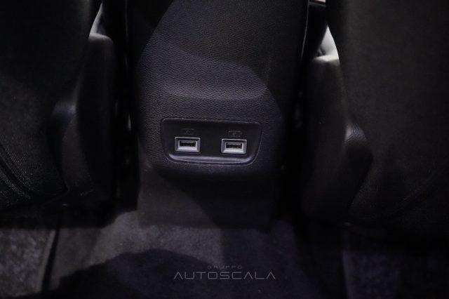 PEUGEOT 2008 motore elettrico 136cv Allure