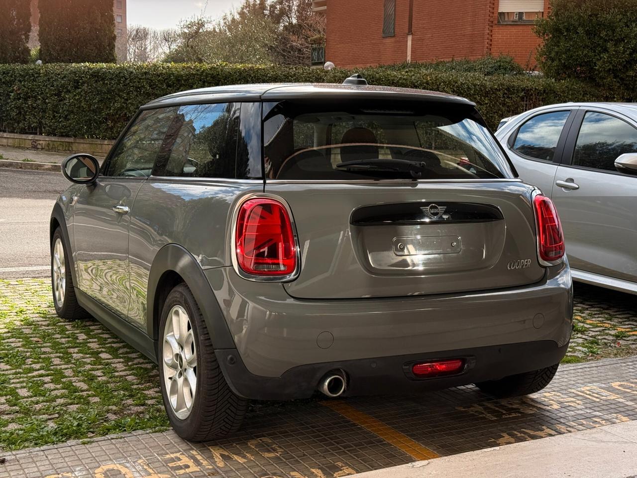 Mini Cooper 1.5 Automatica Neopatentati Tagliandi Ufficiali Prezzo Reale