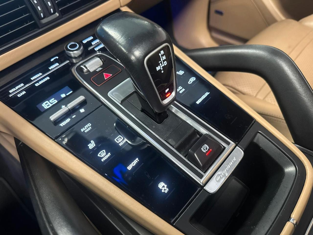 Porsche Cayenne 3.0 V6