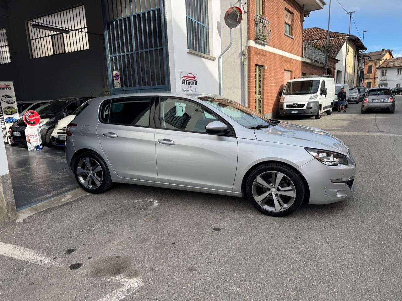 Peugeot 308 1.6 HDi 92 CV Business