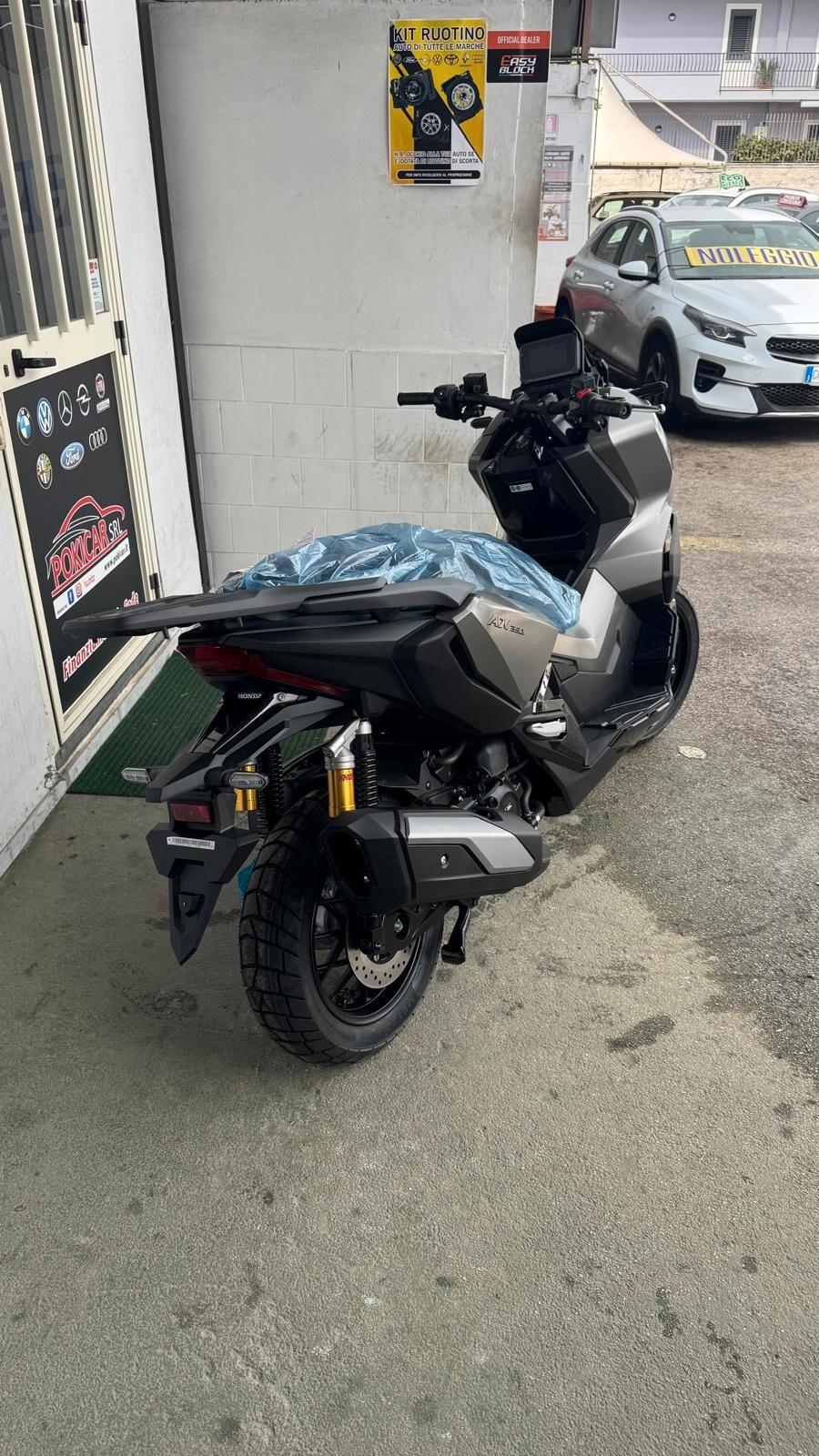 HONDA SDV 350 ABS MY25 NUOVO DA IMMATRICOLARE
