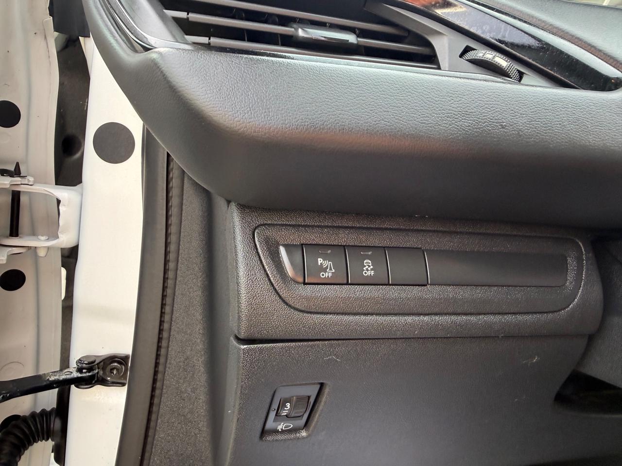 Peugeot 208 1.2 Benzina 82 5 porte Allure