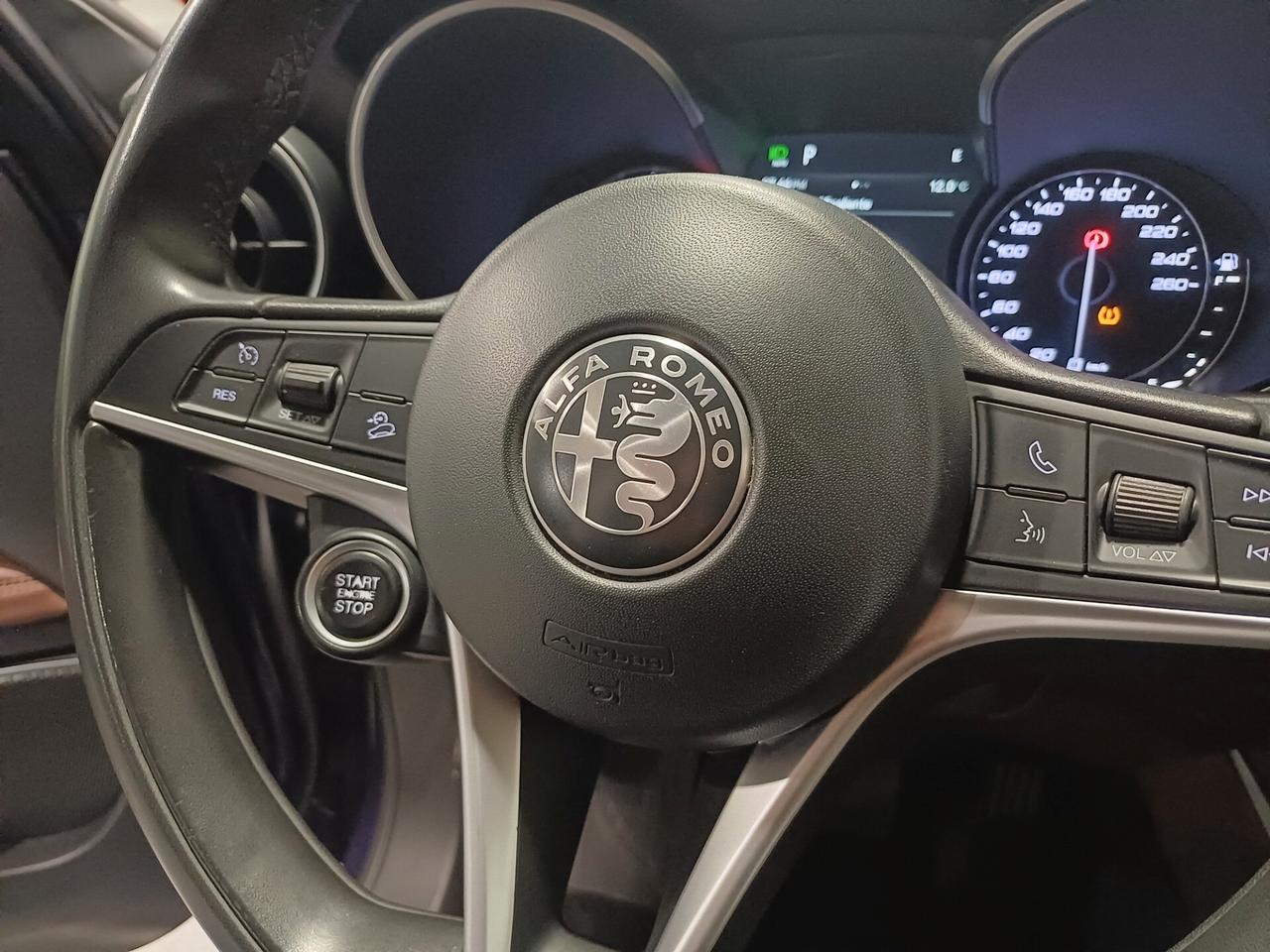 Alfa Romeo Stelvio 2.2 Turbodiesel 210 CV Q4 TETTO