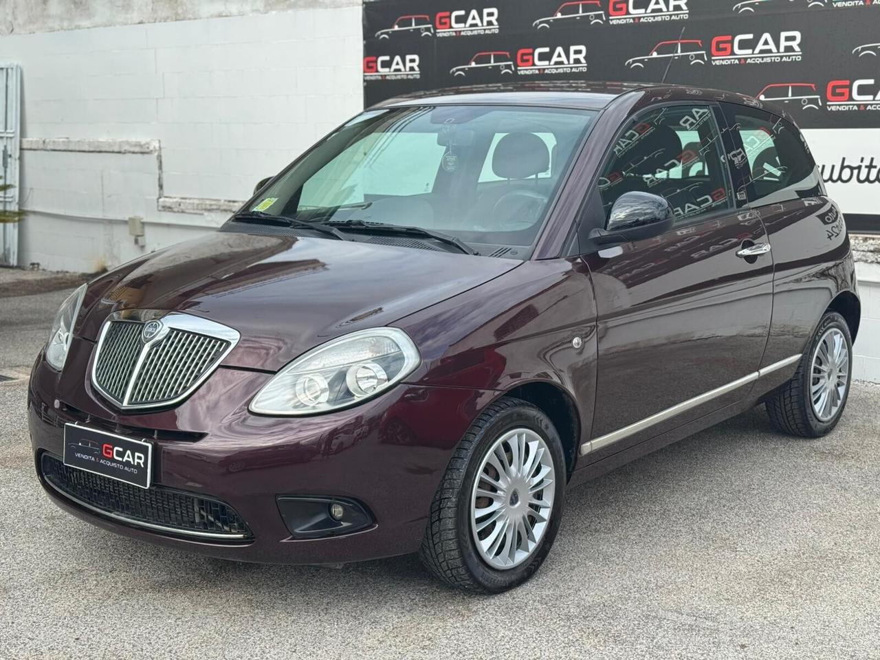 Lancia Ypsilon 1.3 MJT 75 CV Diva