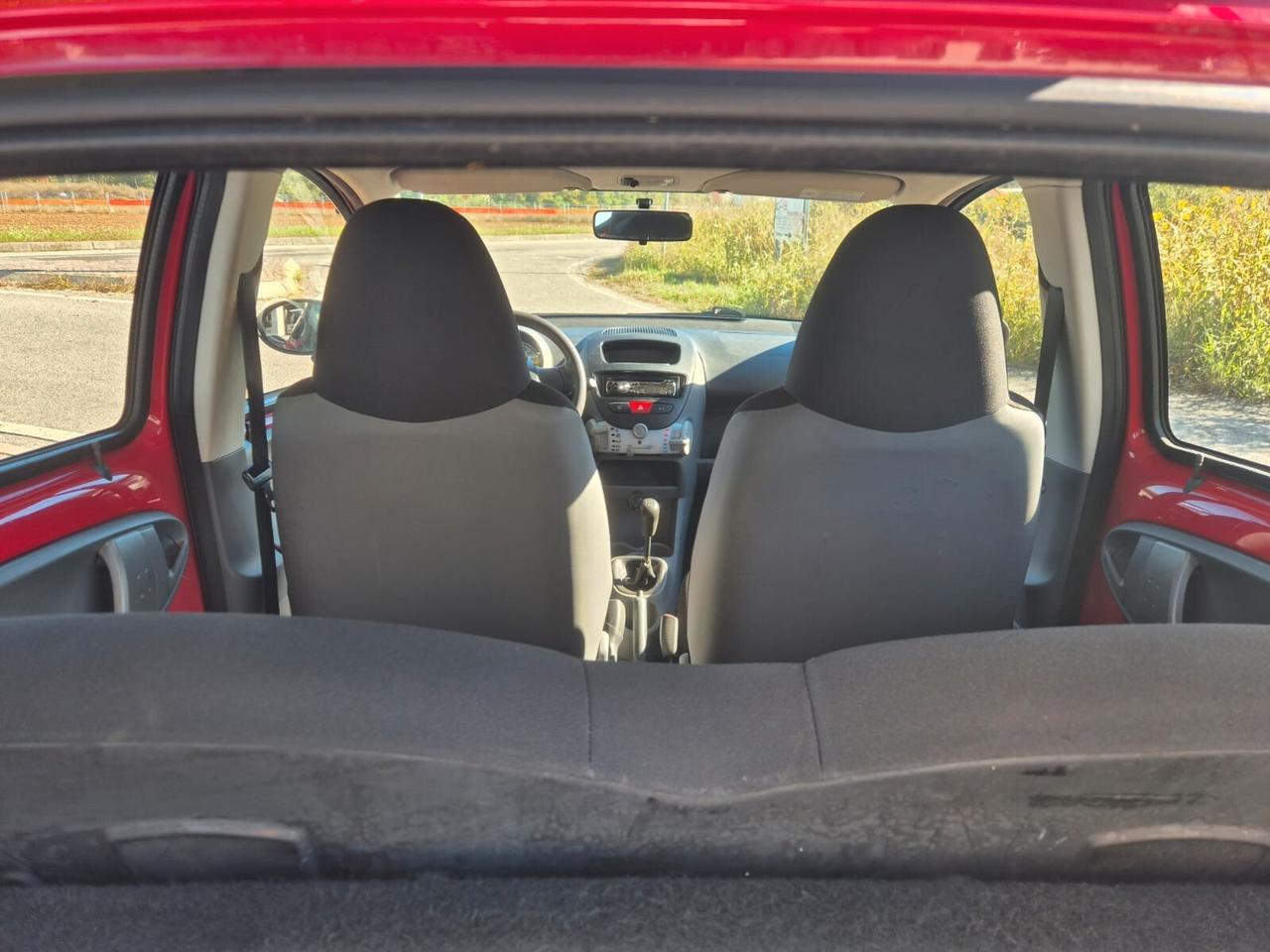 Toyota Aygo 1.0 12V VVT-i 5 porte Sol