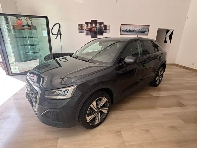 Audi Q2 35 TDI quattro S tronic Identity Black 2021