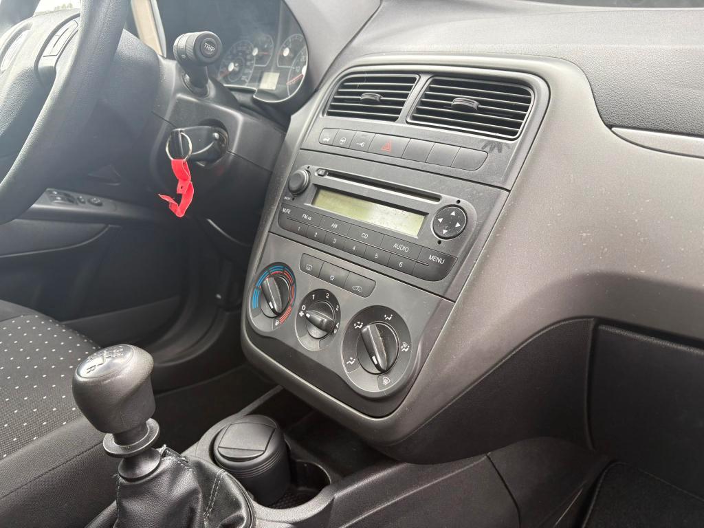 Fiat Grande Punto 3 Porte 1.2 BENZ 65 CV 3 P Dynamic ADATTA NEOPATENTATI