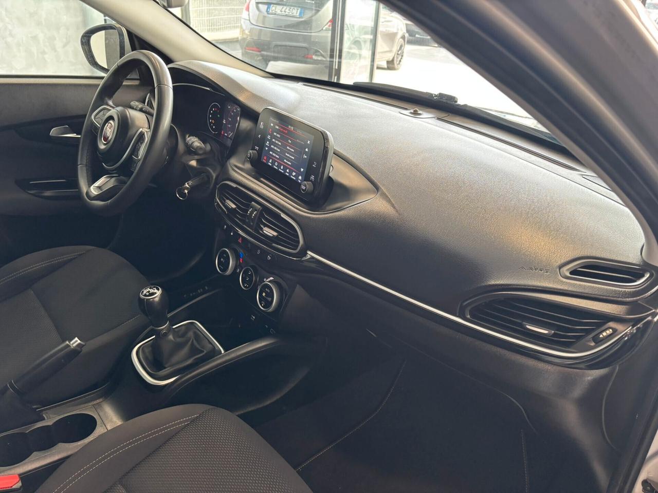 Fiat Tipo 1.0 5 porte City Sport