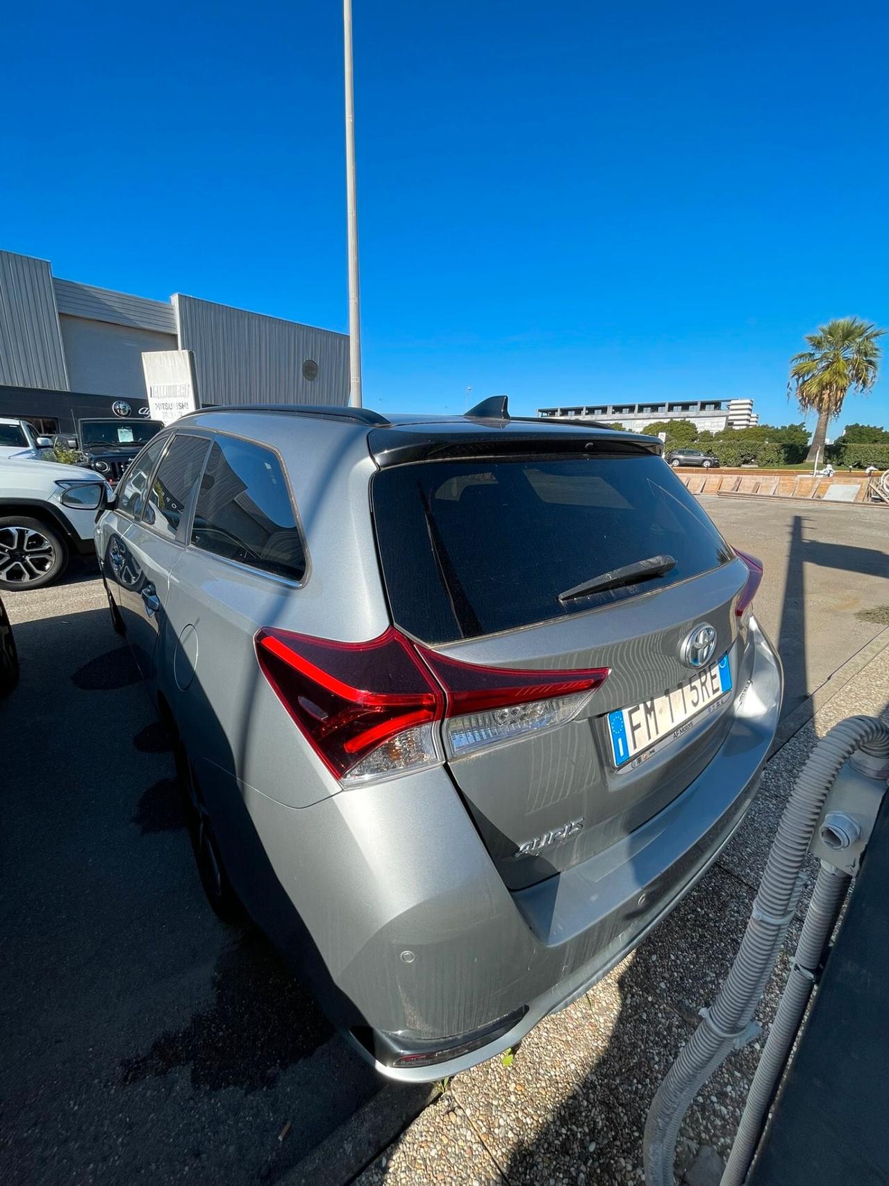 Toyota Auris 1.8 Hybrid Active