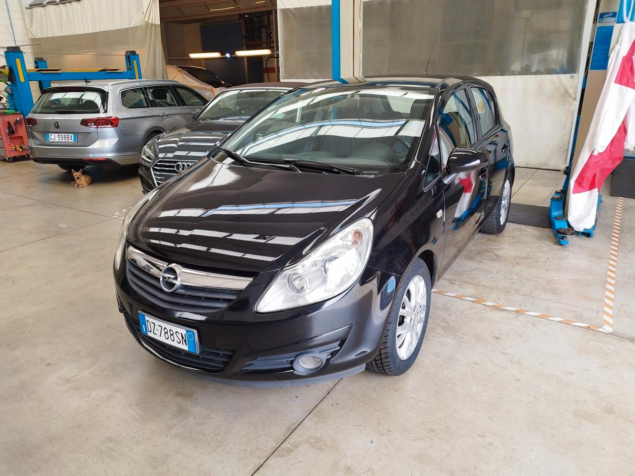 Opel Corsa 1.2 5 porte gpl