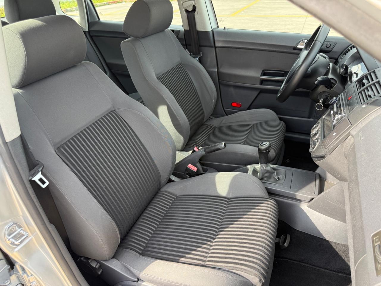 Volkswagen Polo 1.4/80CV 16V 5p. Comfort. BiFuel G