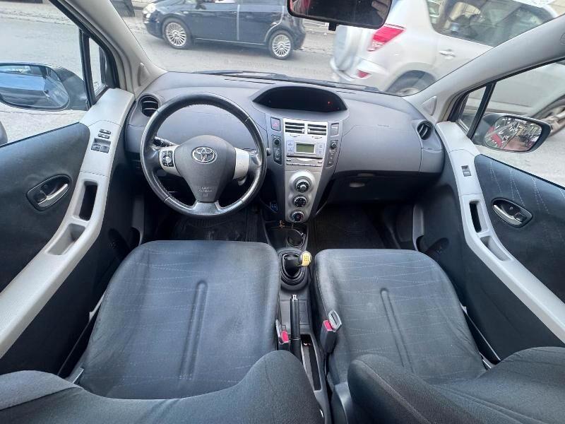 Toyota Yaris 1.4 D-4D 5 porte Navi