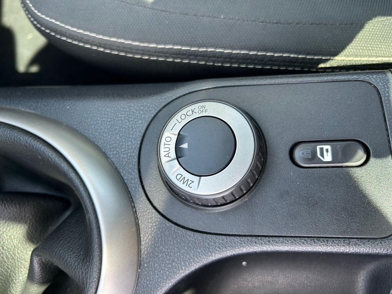 Nissan Qashqai 1.6 dCi DPF 360