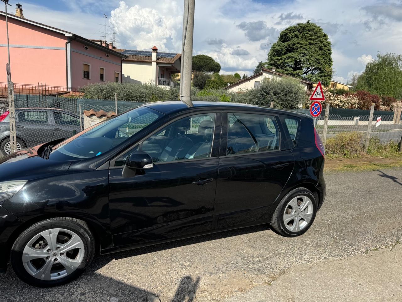 Renault Scenic X-Mod 1.5 dCi 110CV Luxe NEOPATENTATI