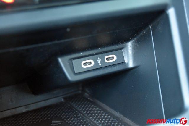 VOLKSWAGEN Taigo 1.0 TSI 115 CV R-LINE TECH PACK MATRIX LED + REARV