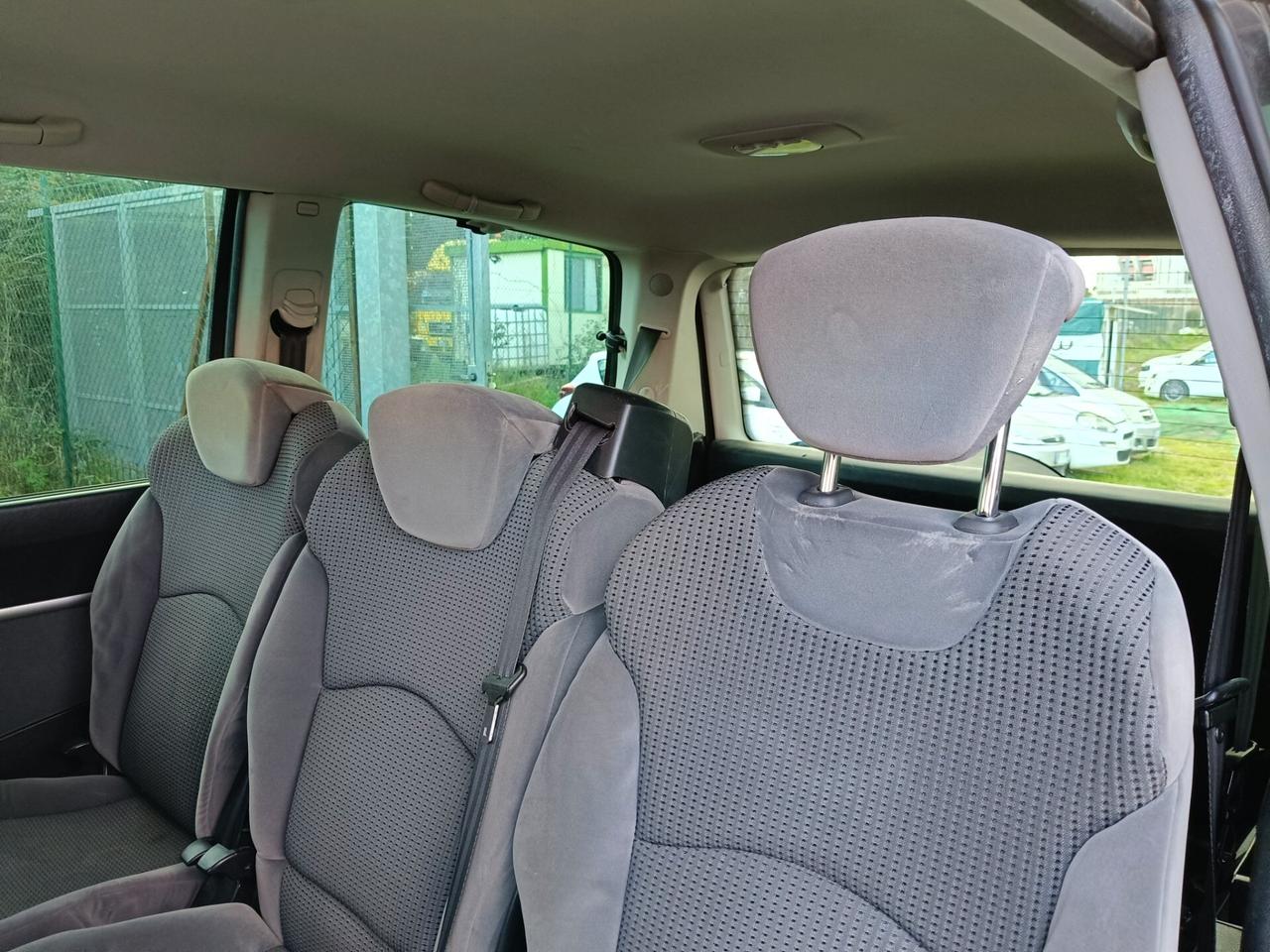 Peugeot 807 2.0 HDi - 7 posti