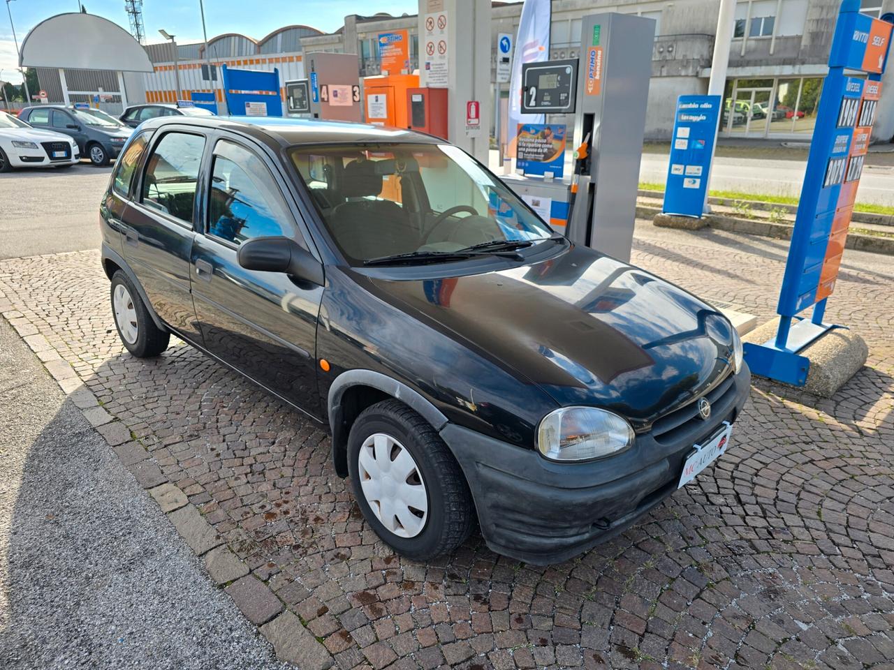 Opel Corsa 1.2i cat 5 porte con 242.000km NEOPATENTATI ok