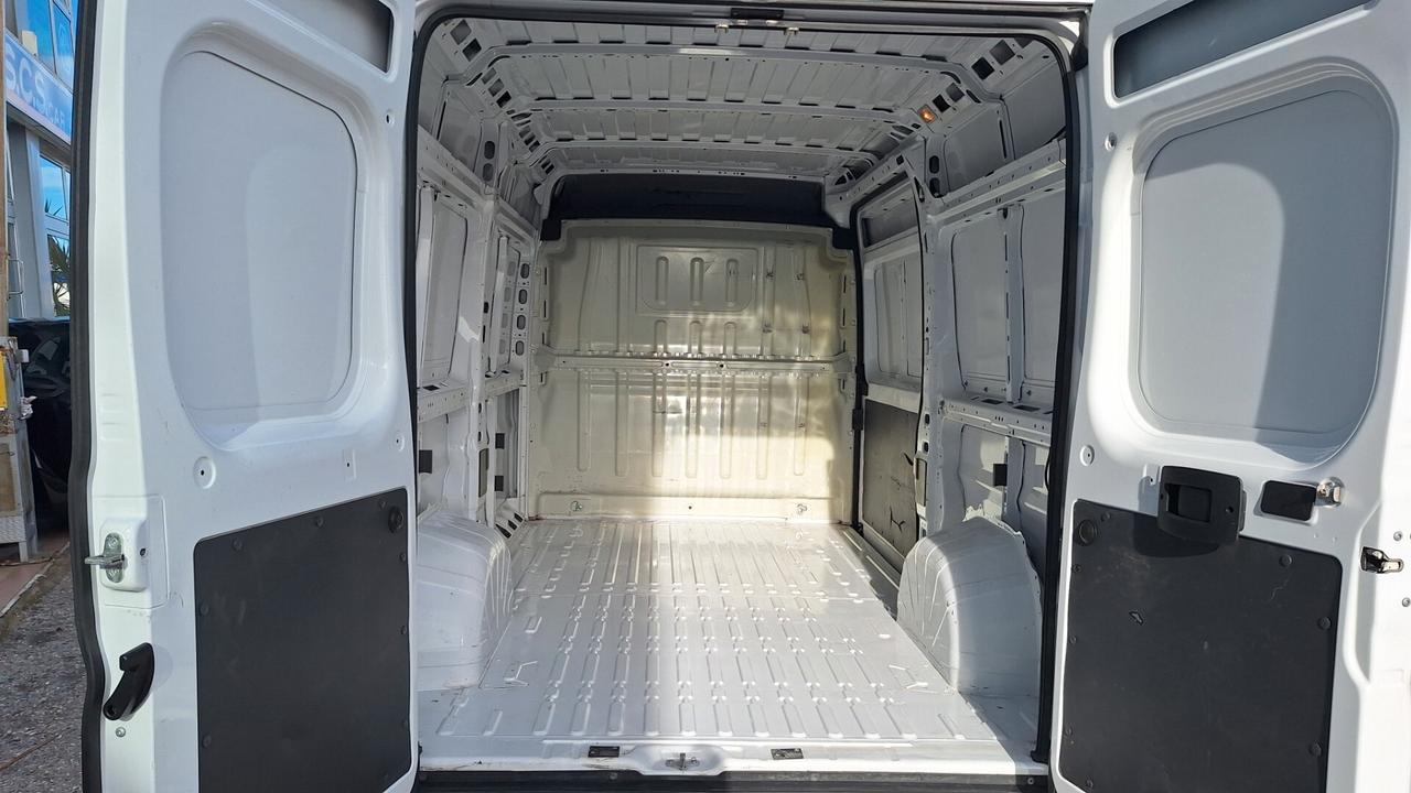 FURGONE Citroen Jumper 2.2 BlueHDi 120 CV