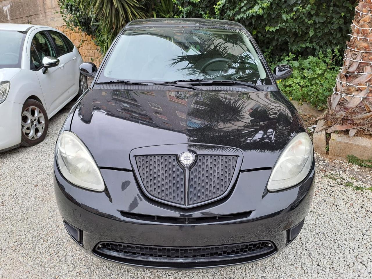 Lancia Ypsilon 1.2 Oro Plus