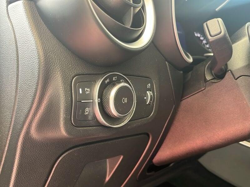 Alfa Romeo Stelvio 2.2 Turbo Diesel 160CV Business AT8 RWD