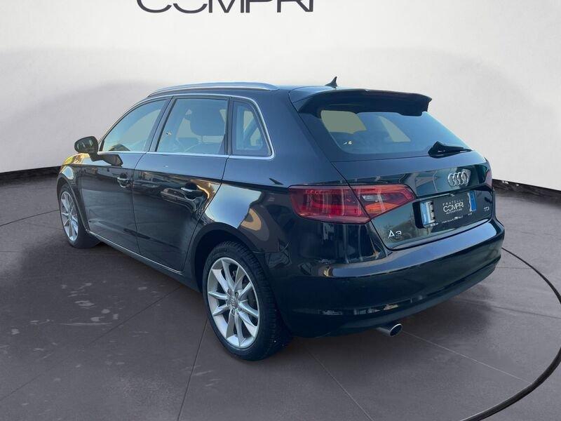 Audi A3 A3 SPB 1.6 TDI 105 CV Ambiente