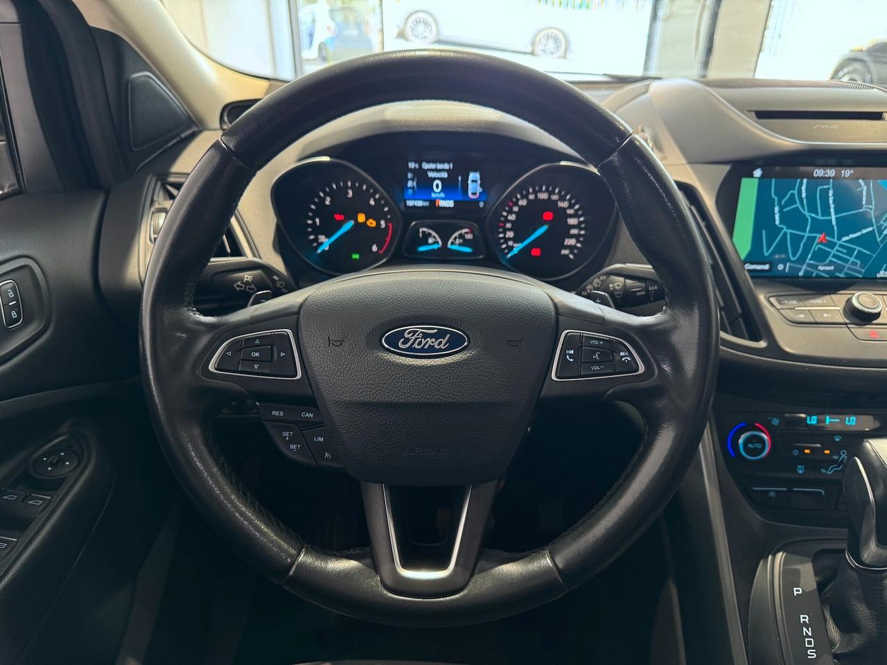 Ford Kuga 1.5 TDCI 120 CV S&S 2WD Powershift Business