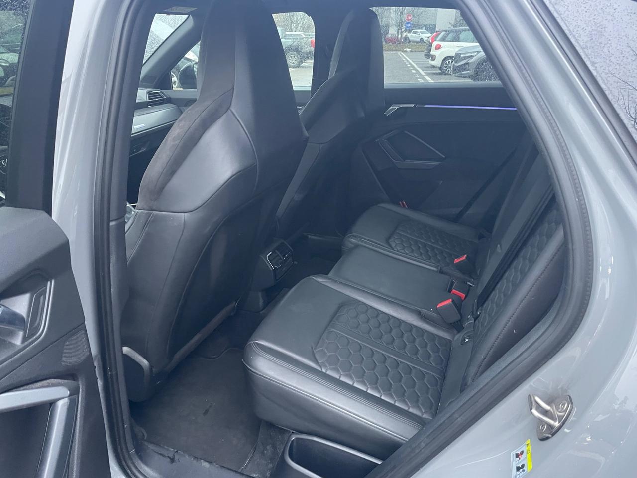 Audi RSQ3 SPB quattro*Automatik*Navi*Pelle