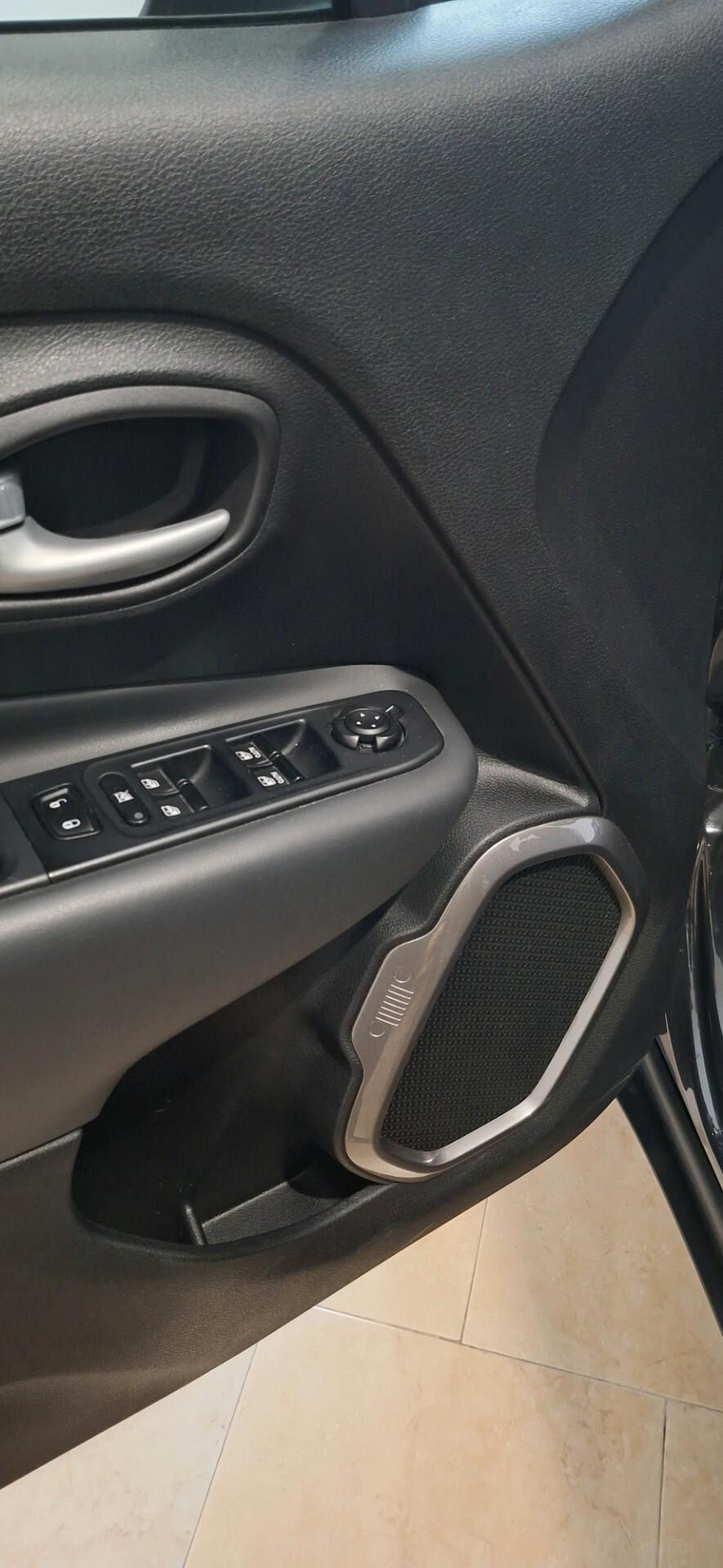 Jeep Renegade 1.6 Mjt 130 CV Longitude