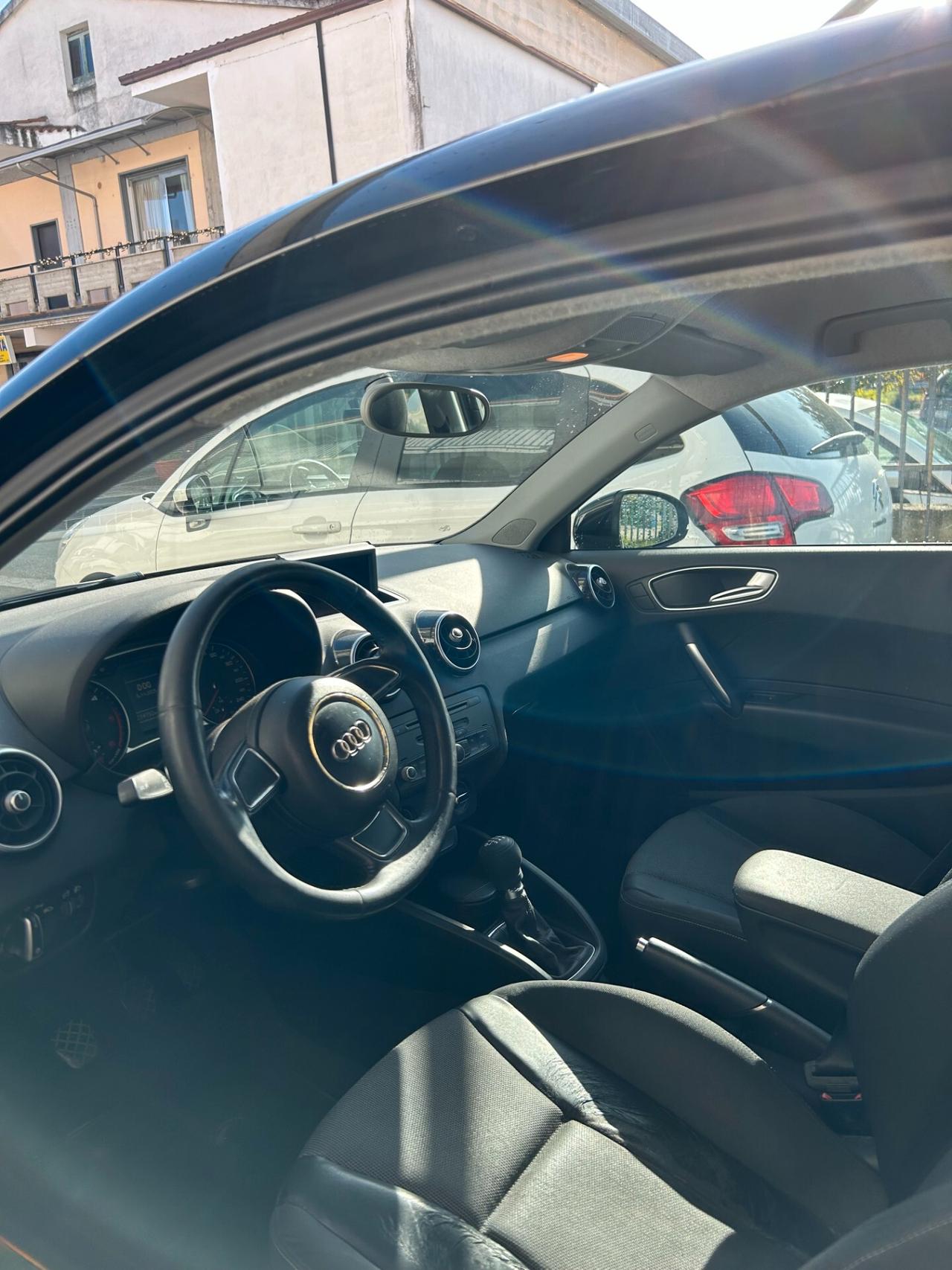 Audi A1 1.6 TDI ADMIRED