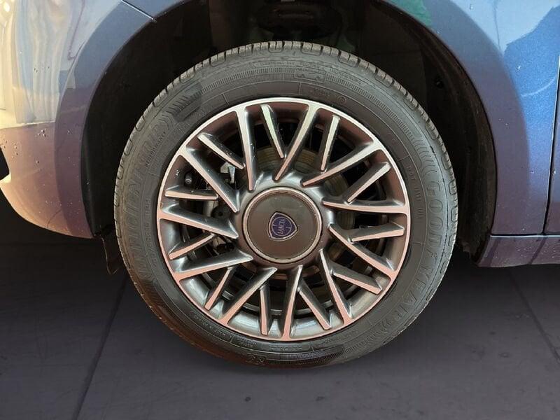 Lancia Ypsilon III 2021 1.0 firefly hybrid Gold Plus s&s 70cv 5p.ti