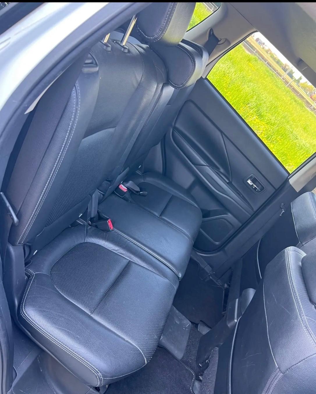 Mitsubishi Outlander 2.0 MIVEC 4WD CVT Intense