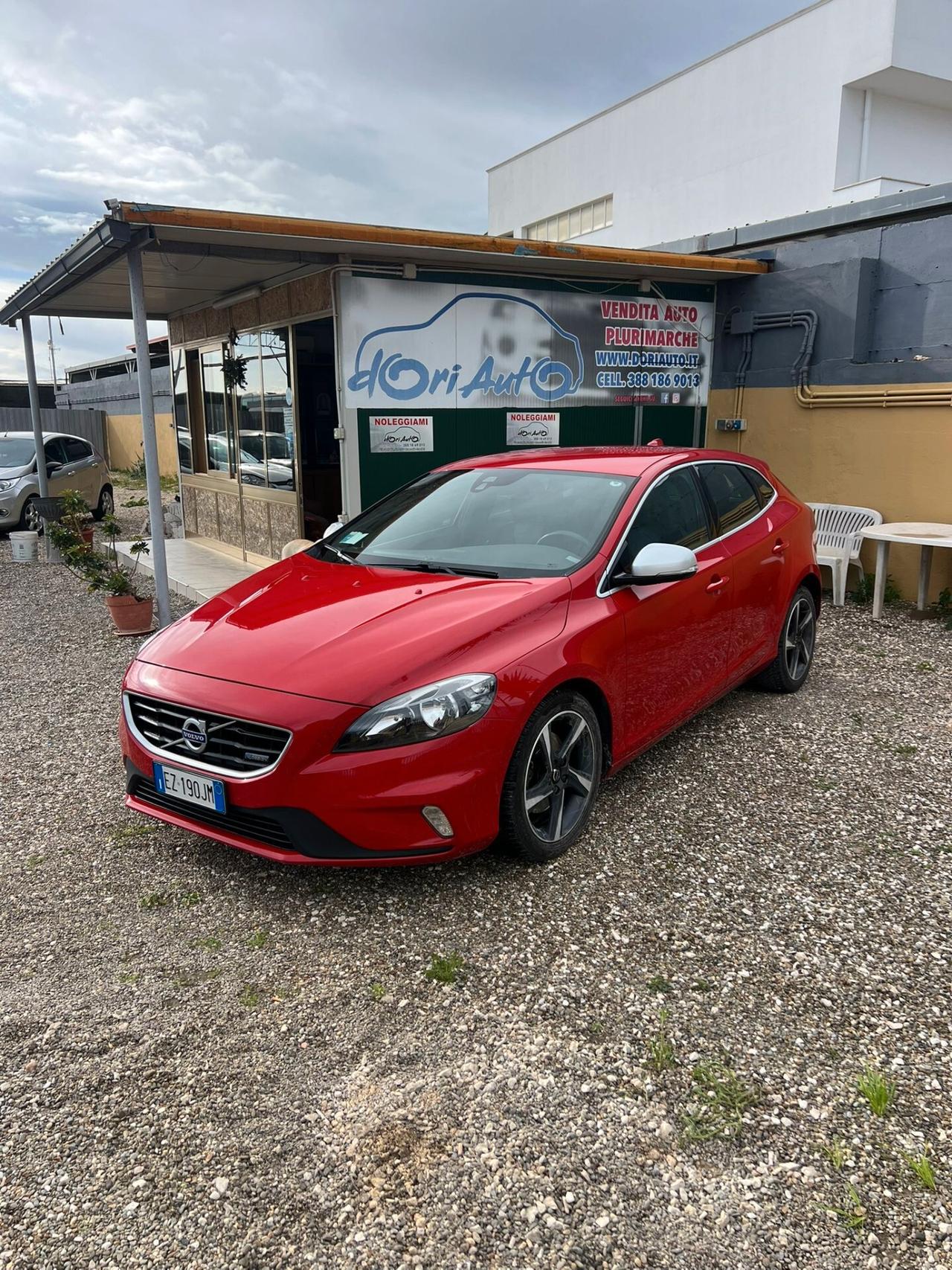 Volvo V40 D2 Geartronic R-design Kinetic