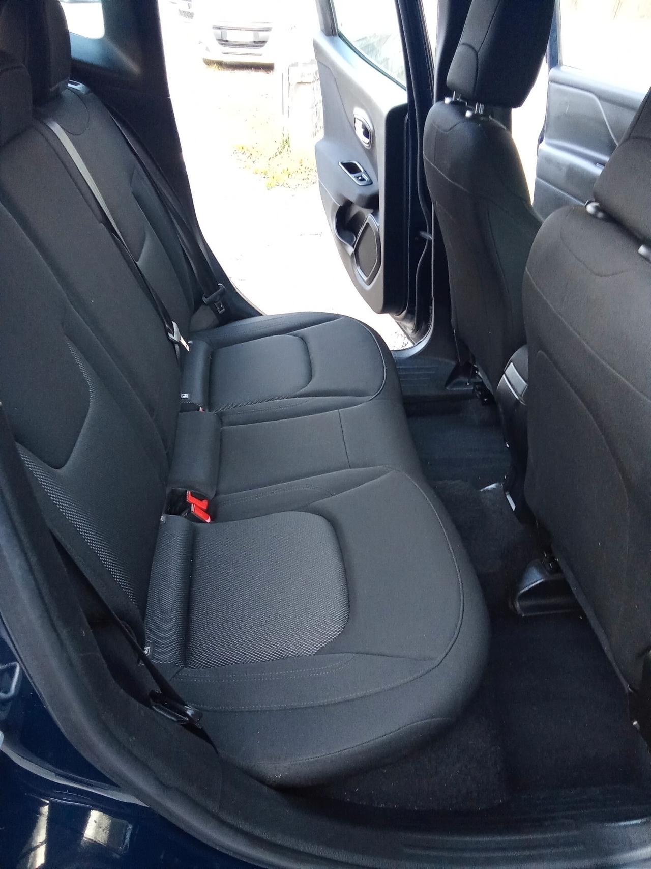 Jeep Renegade 2.0 Mjt 140CV 4WD 019