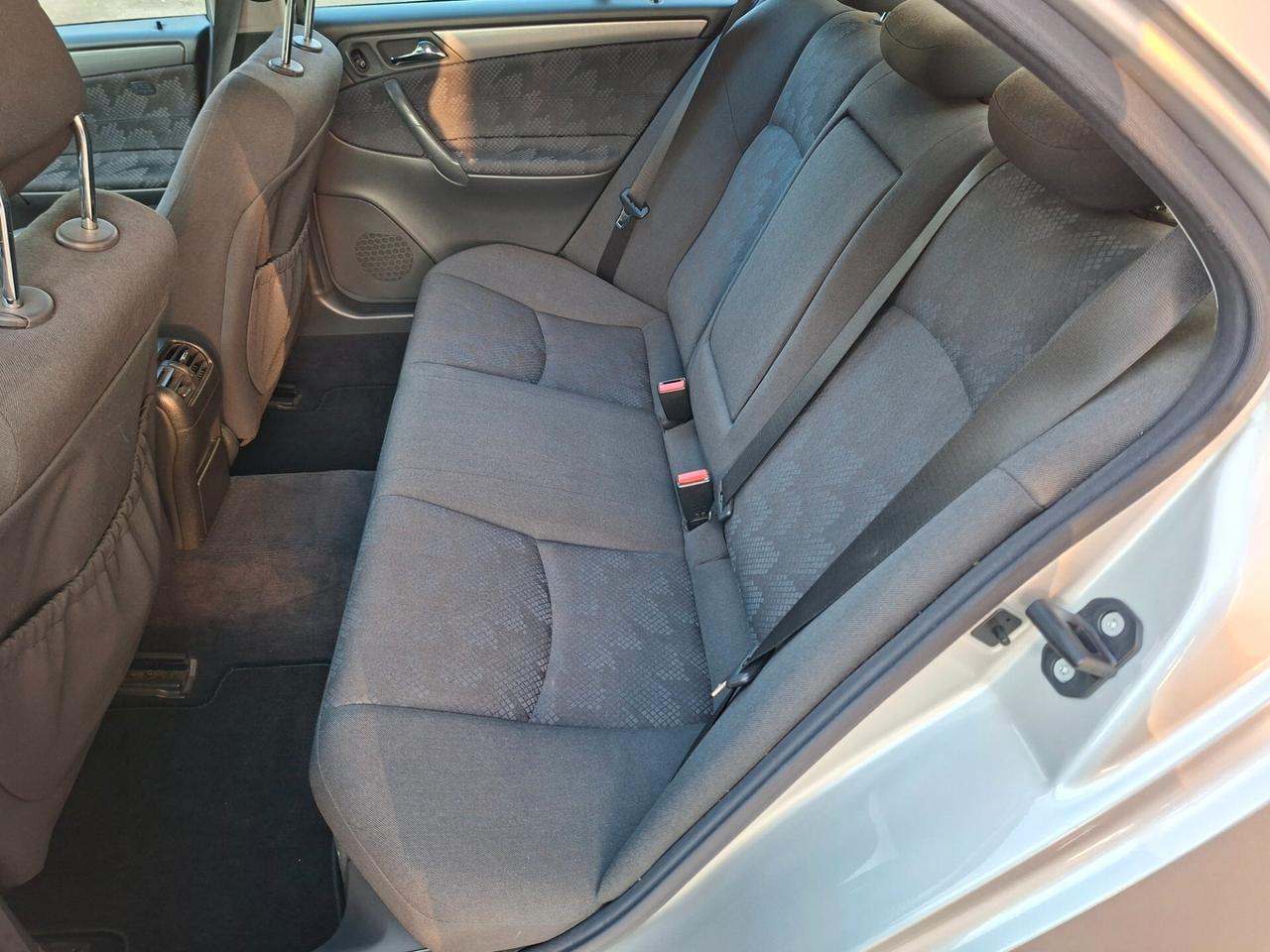 Mercedes C 200 CDI *84.000KM* *ASI*