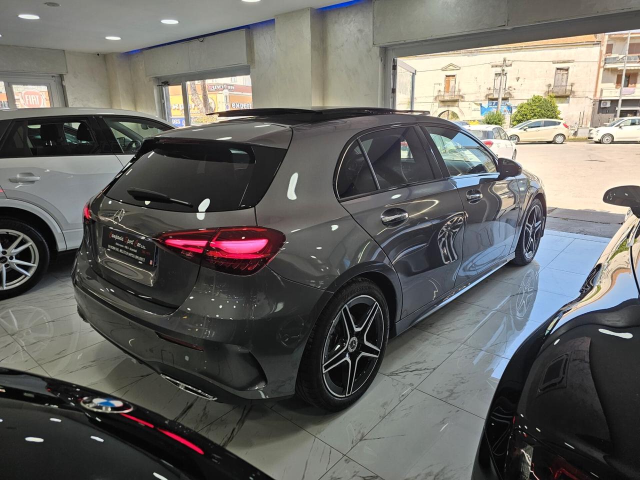 NUOVA MERCEDES-BENZ CLASSE A180d AMG LINE PREMIUM 2.0d 116CV CAMBIO AUTOMATIC