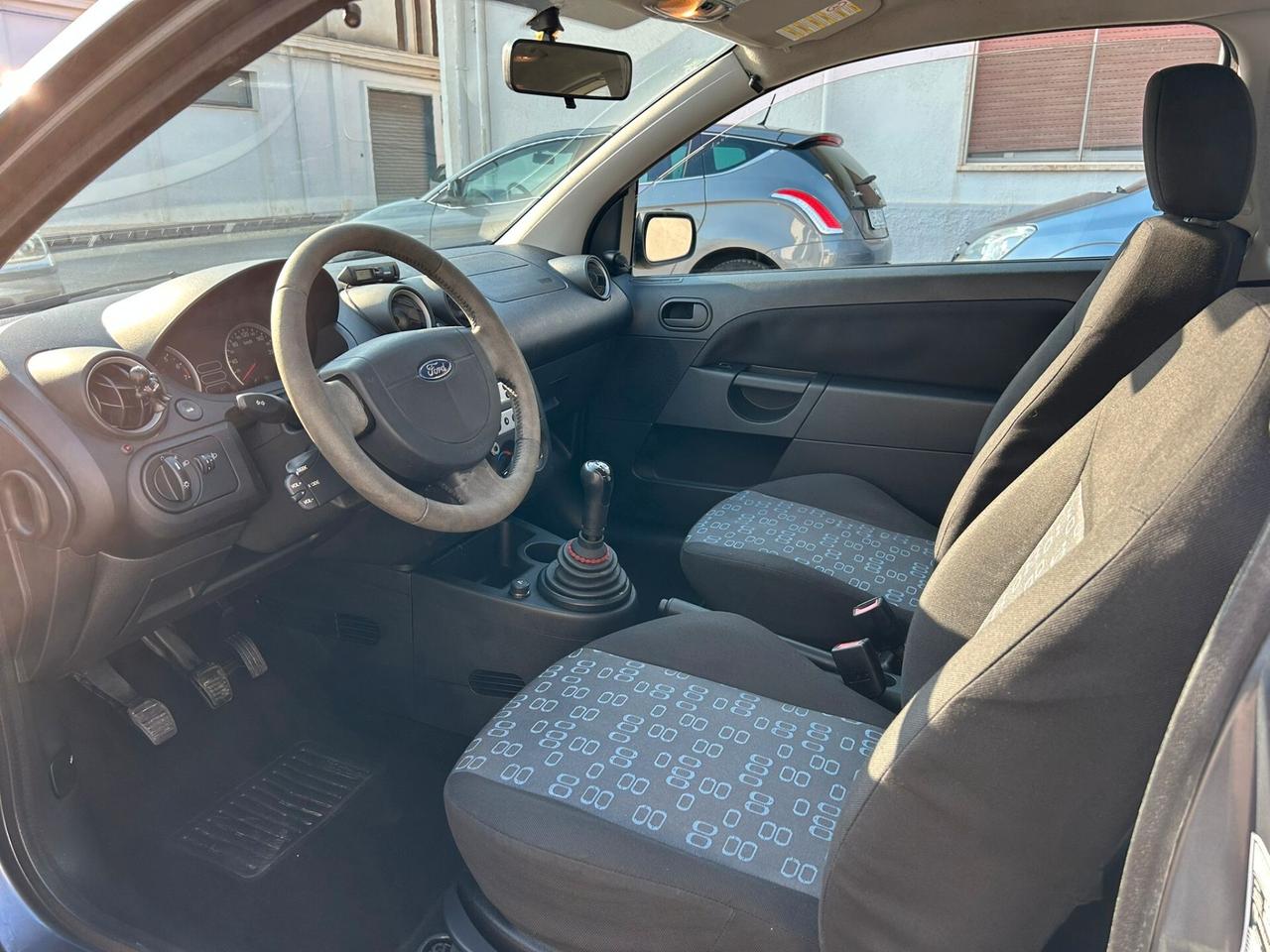 Ford Fiesta 1.2 75 Cv 3P Km70.000-2004