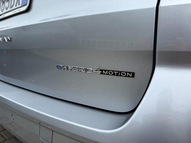 VOLKSWAGEN Multivan 1.5 PHEV DSG 4Motion Life Matrix 18" 7P Camera