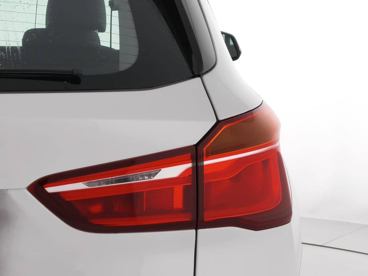 BMW X1 (F48) sDrive18d xLine