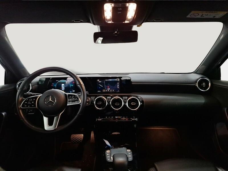 MERCEDES-BENZ A 180 d Automatic Business Extra 5 PORTE