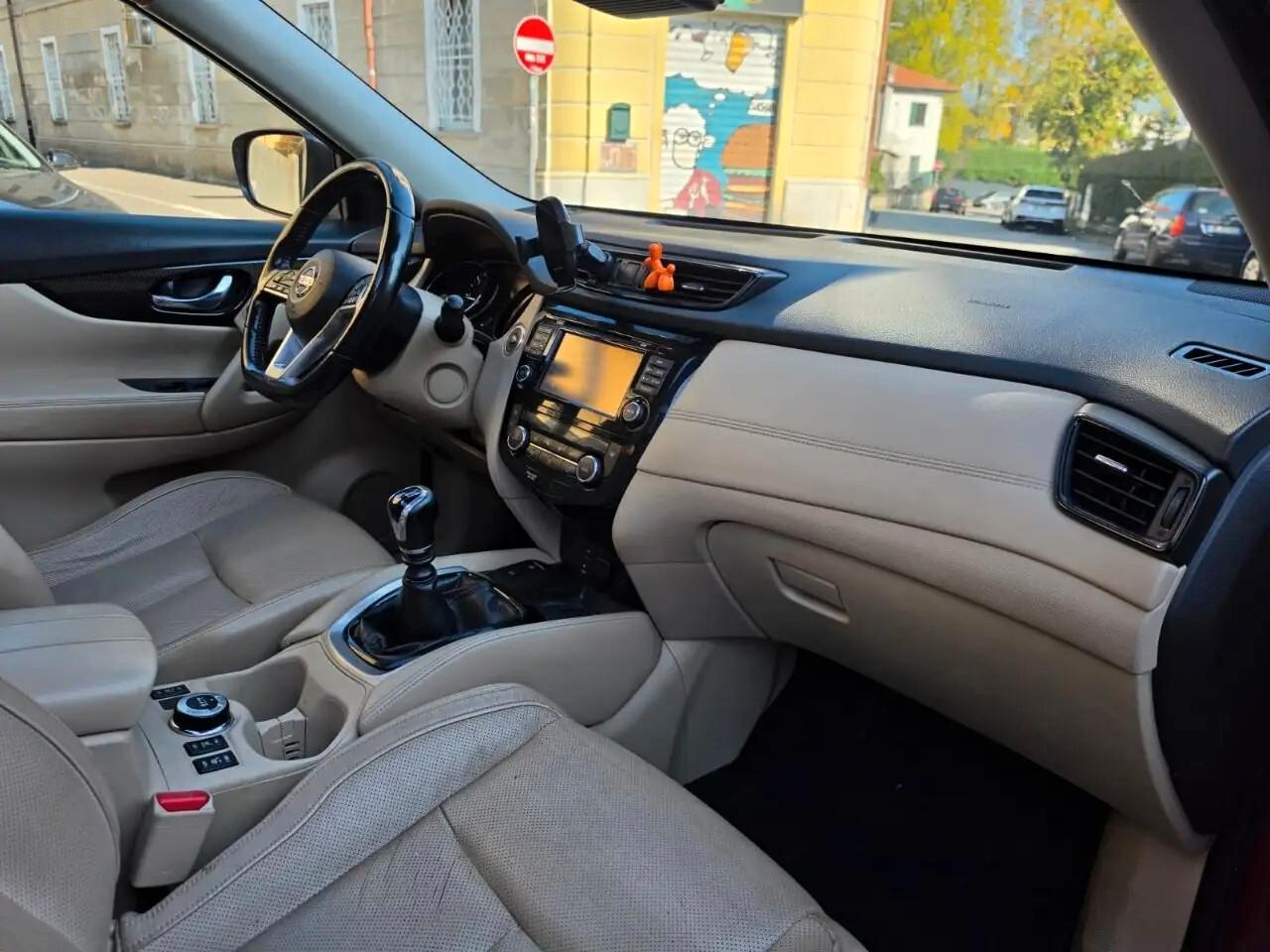 Nissan X-Trail 2.0 dCi 4WD Tekna