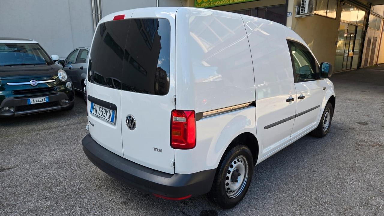 Volkswagen Caddy 2.0 TDI 102 CV Highline 2Posti