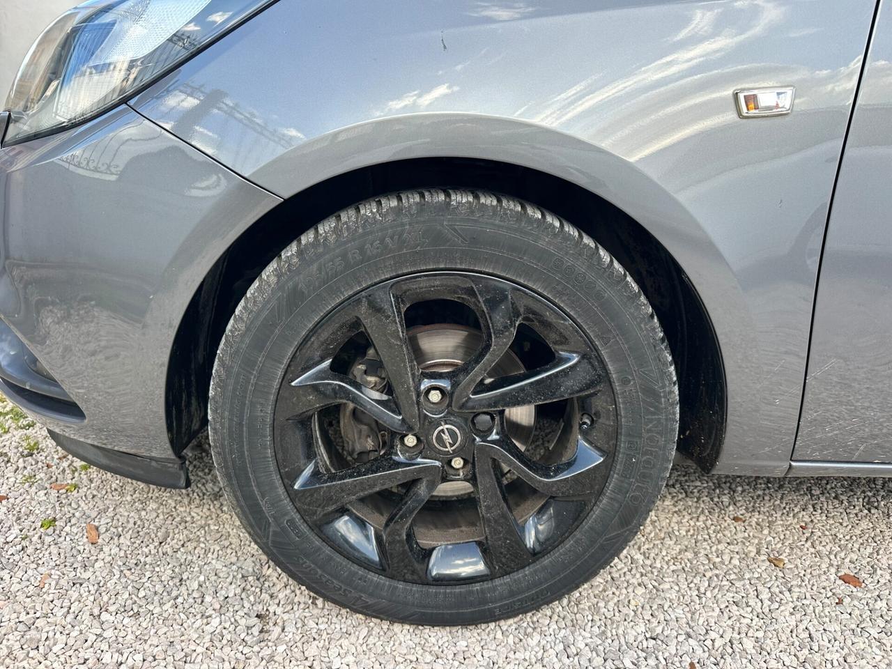 Opel Corsa 1.2 5 porte b-Color Km 128.000