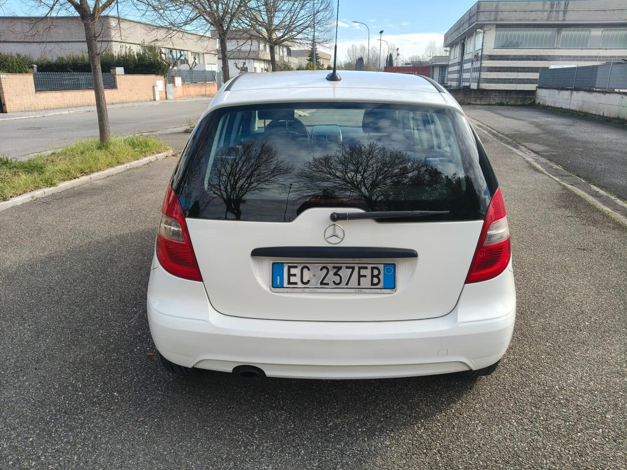 Mercedes classe A 160 SOLAMENTE 83.000 KM