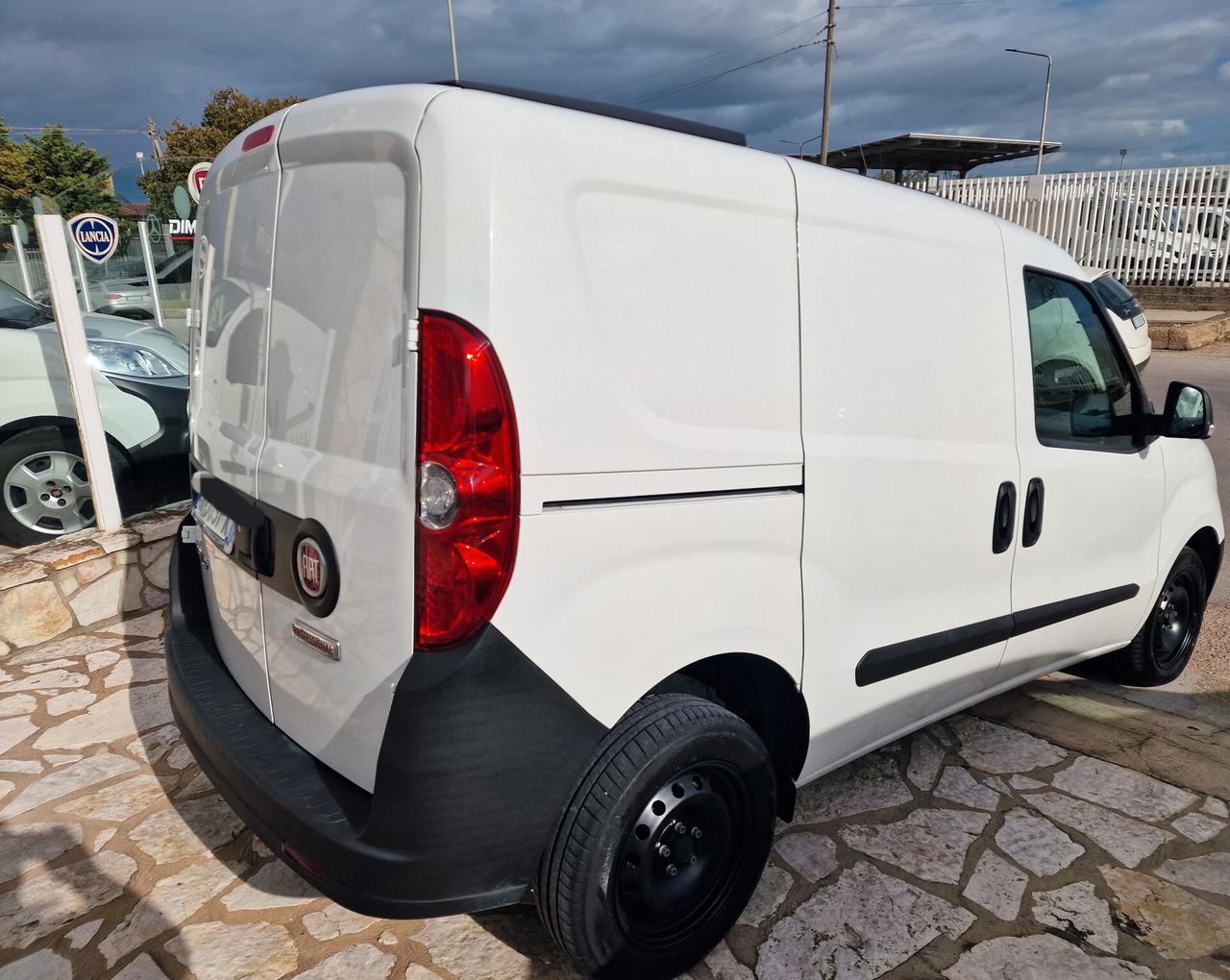 Fiat Doblò 1.3 MJT 11/2021 CON TETTO APRIBILE
