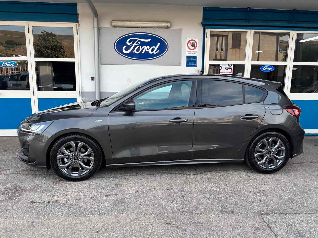 Ford Focus 1.5 EcoBlue 115 CV automatico 5p. ST-Line