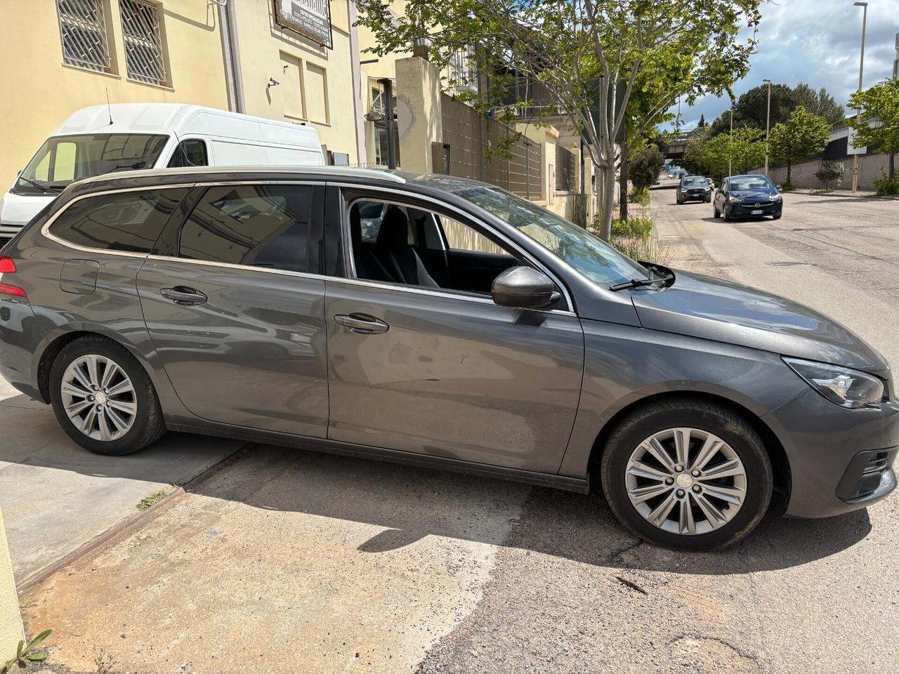 Peugeot 308 DIESEL 70MILA KM 2021