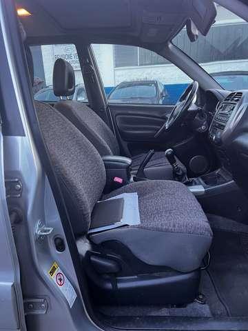 Toyota RAV 4 RAV4 5p 2.0 d-4d 16v Sol FL