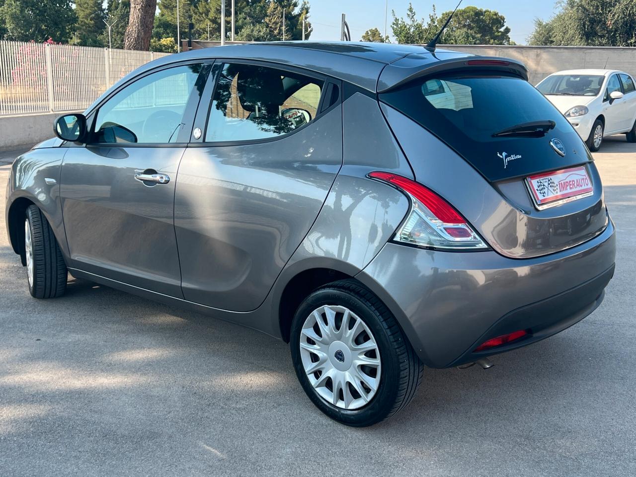 Lancia Ypsilon 1.2 GPL Ecochic Silver TAGLIANDO E GARANZIA